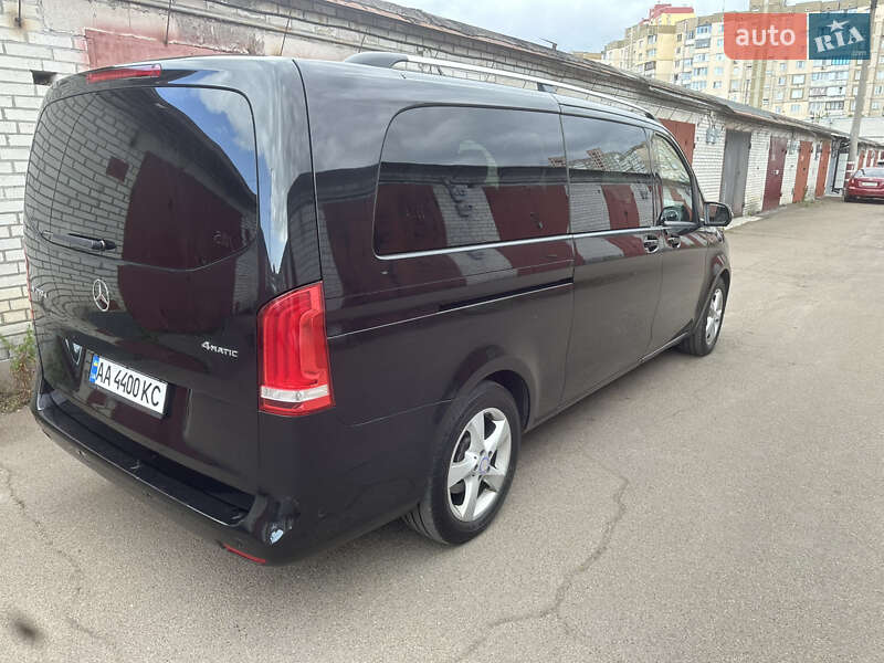 Минивэн Mercedes-Benz V-Class 2017 в Киеве
