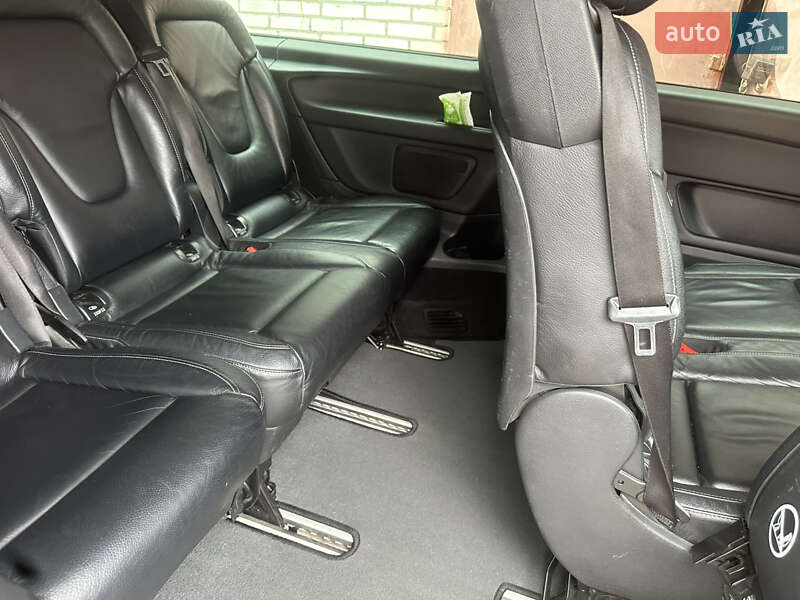 Минивэн Mercedes-Benz V-Class 2017 в Киеве