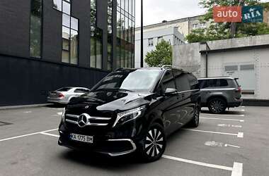 Минивэн Mercedes-Benz V-Class 2021 в 