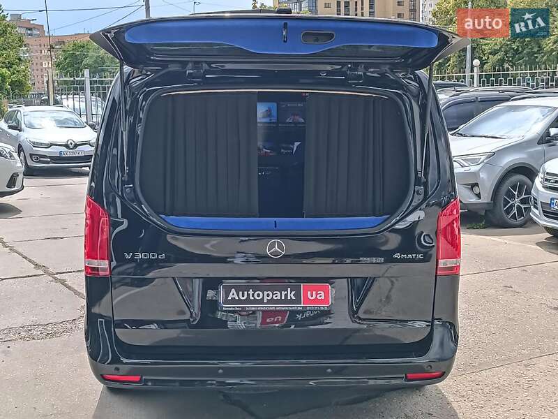 Минивэн Mercedes-Benz V-Class 2023 в Харькове