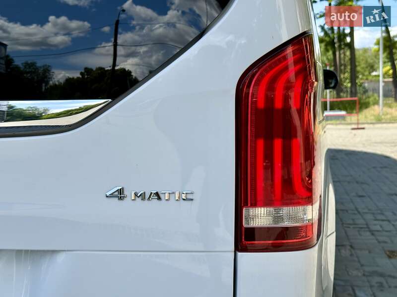 Минивэн Mercedes-Benz V-Class 2016 в Днепре