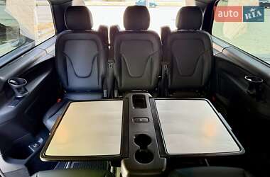 Минивэн Mercedes-Benz V-Class 2016 в 