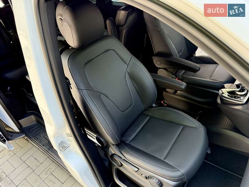 Минивэн Mercedes-Benz V-Class 2016 в Днепре