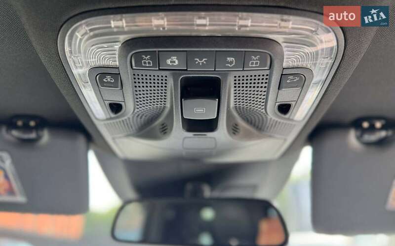 Минивэн Mercedes-Benz V-Class 2016 в Черновцах