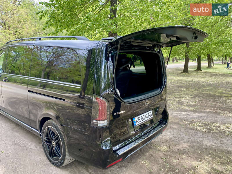 Минивэн Mercedes-Benz V-Class 2024 в Киеве фото 10 Минивэн Mercedes-Benz V-Class 2024 в Киеве