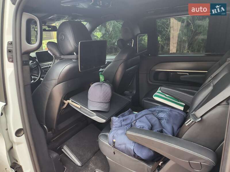 Минивэн Mercedes-Benz V-Class 2016 в Одессе фото 14 Минивэн Mercedes-Benz V-Class 2016 в Одессе