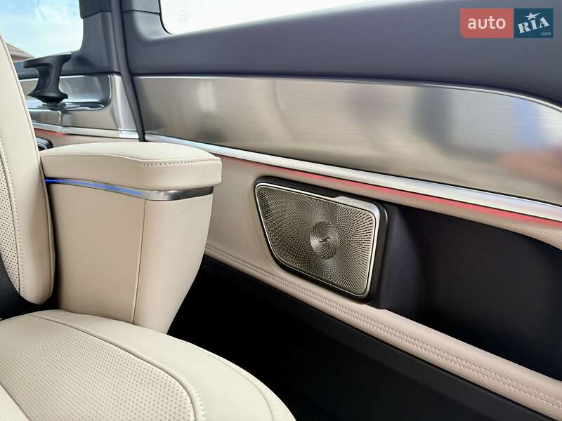 Минивэн Mercedes-Benz V-Class 2025 в Ровно