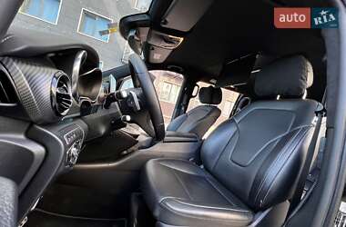 Минивэн Mercedes-Benz V-Class 2020 в 