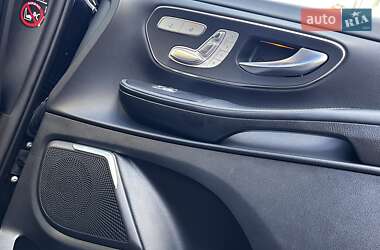 Минивэн Mercedes-Benz V-Class 2020 в 