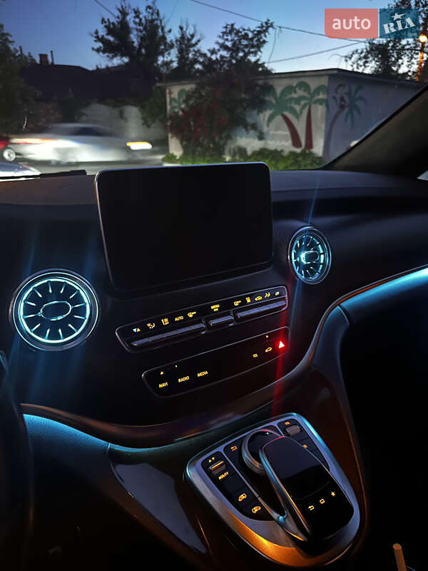 Мінівен Mercedes-Benz V-Class 2016 в Харкові фото 51 Мінівен Mercedes-Benz V-Class 2016 в Харкові