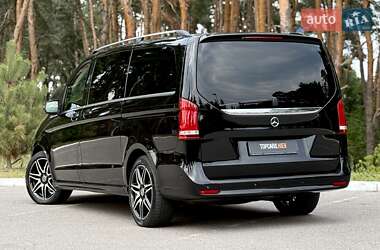 Мінівен Mercedes-Benz V-Class 2022 в 