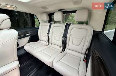 Мінівен Mercedes-Benz V-Class 2022 в 