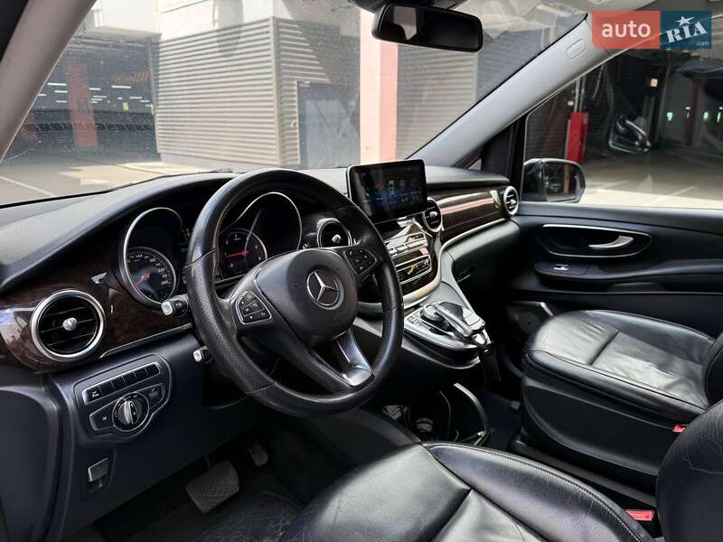 Мінівен Mercedes-Benz V-Class 2014 в Києві