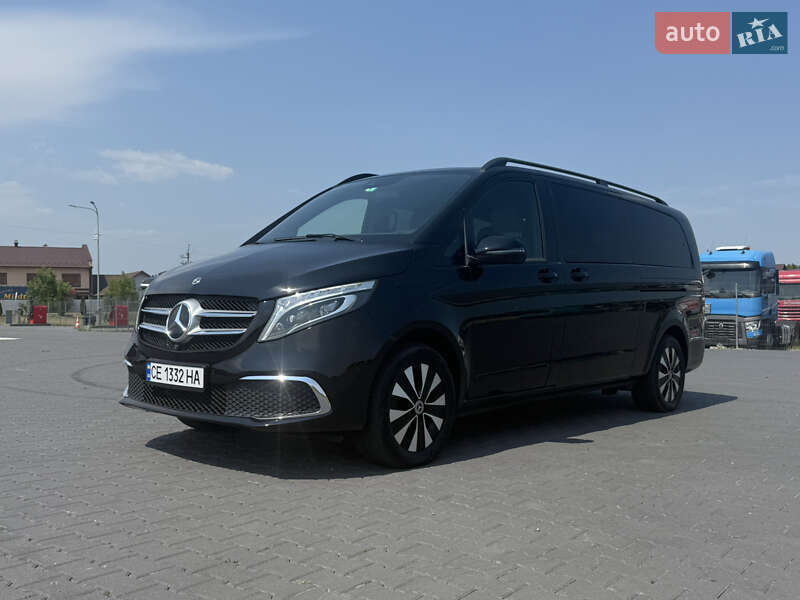 Минивэн Mercedes-Benz V-Class 2022 в Черновцах