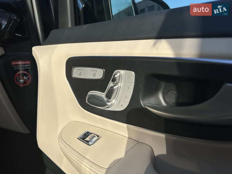 Мінівен Mercedes-Benz V-Class 2023 в Києві