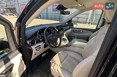 Минивэн Mercedes-Benz V-Class 2023 в 
