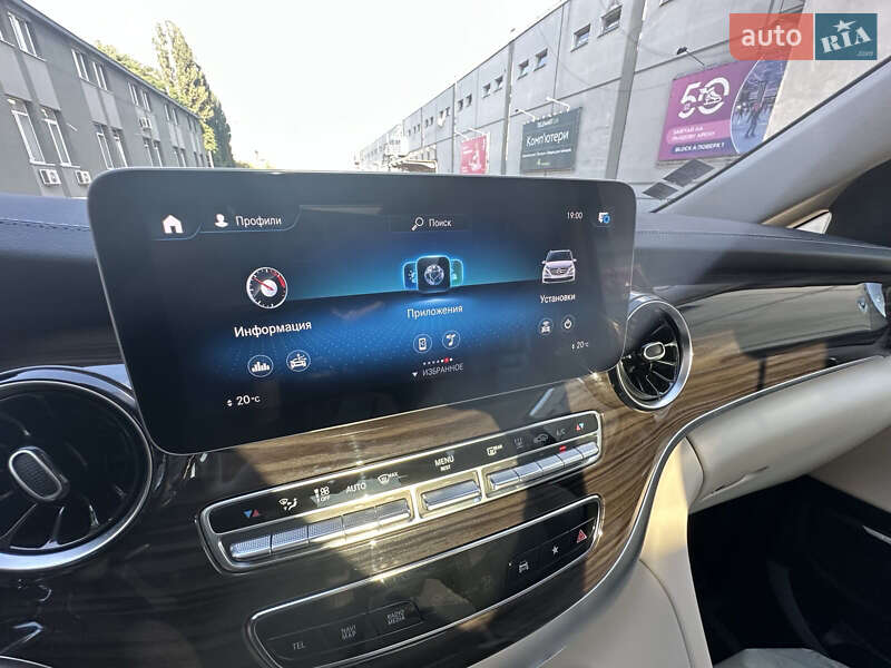 Мінівен Mercedes-Benz V-Class 2023 в Києві