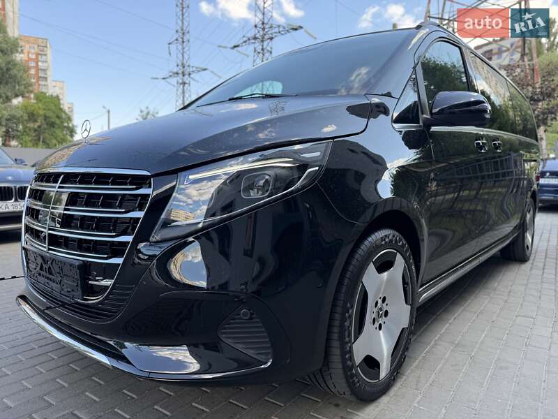 Минивэн Mercedes-Benz V-Class 2025 в Киеве