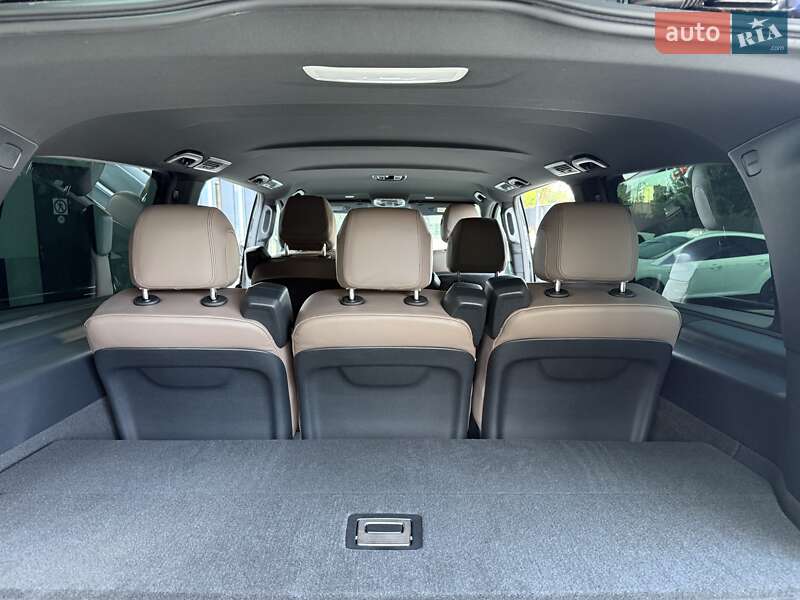 Минивэн Mercedes-Benz V-Class 2025 в Киеве