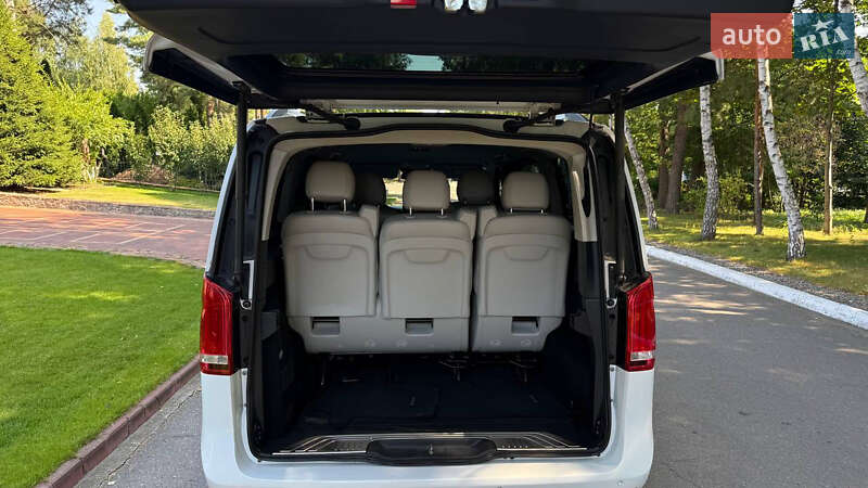 Мінівен Mercedes-Benz V-Class 2016 в Києві