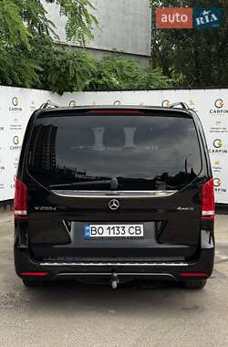 Минивэн Mercedes-Benz V-Class 2018 в 