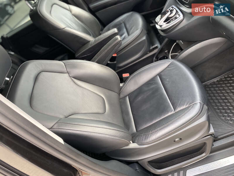 Минивэн Mercedes-Benz V-Class 2014 в Киеве