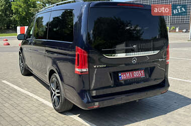 Минивэн Mercedes-Benz V-Class 2017 в 