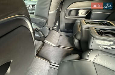 Минивэн Mercedes-Benz V-Class 2025 в 