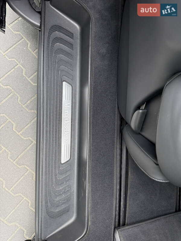 Минивэн Mercedes-Benz V-Class 2025 в Киеве