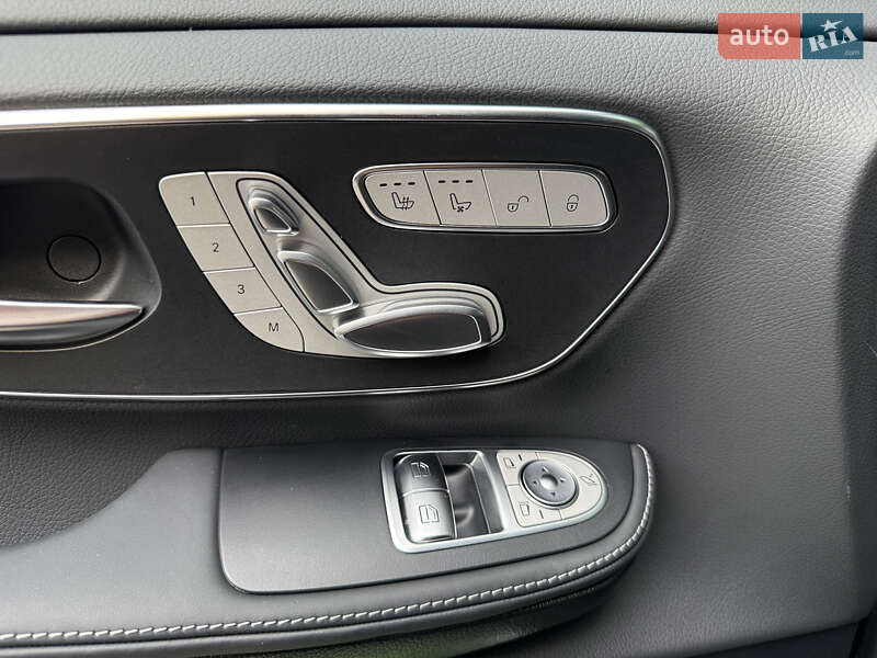 Минивэн Mercedes-Benz V-Class 2025 в Киеве