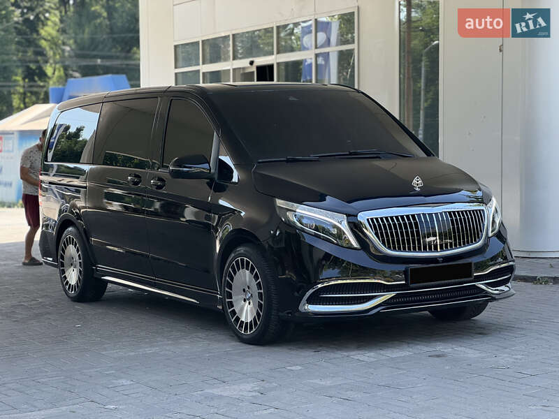 Минивэн Mercedes-Benz V-Class 2019 в Днепре