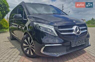 Минивэн Mercedes-Benz V-Class 2021 в Киеве
