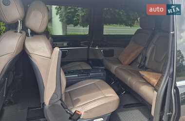 Минивэн Mercedes-Benz V-Class 2021 в 