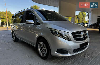 Минивэн Mercedes-Benz V-Class 2015 в 