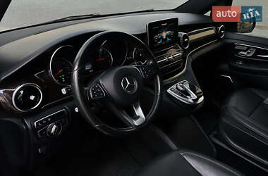 Минивэн Mercedes-Benz V-Class 2017 в 