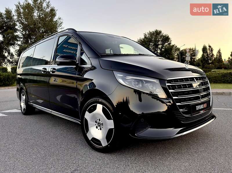 Минивэн Mercedes-Benz V-Class 2024 в Киеве
