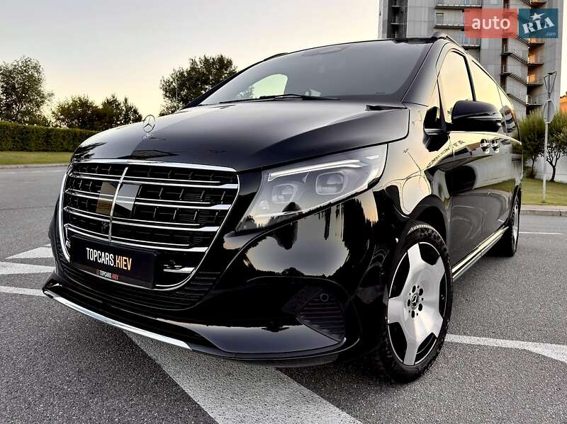 Минивэн Mercedes-Benz V-Class 2024 в Киеве
