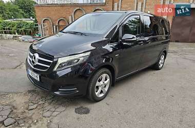 Минивэн Mercedes-Benz V-Class 2015 в 