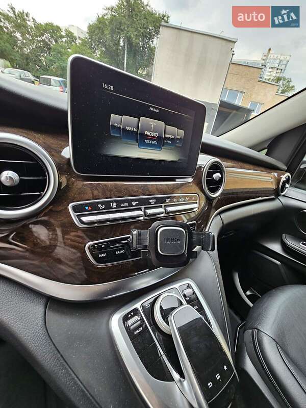 Минивэн Mercedes-Benz V-Class 2015 в Киеве фото 14 Минивэн Mercedes-Benz V-Class 2015 в Киеве