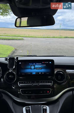 Минивэн Mercedes-Benz V-Class 2021 в 