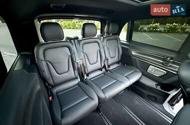 Минивэн Mercedes-Benz V-Class 2025 в 
