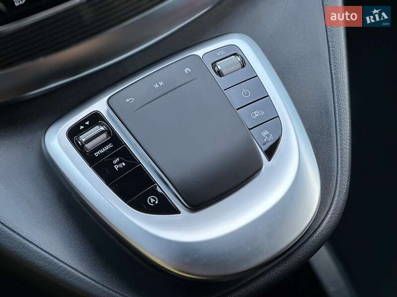 Минивэн Mercedes-Benz V-Class 2023 в Киеве фото 20 Минивэн Mercedes-Benz V-Class 2023 в Киеве