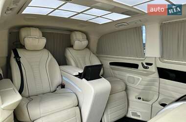 Минивэн Mercedes-Benz V-Class 2018 в 