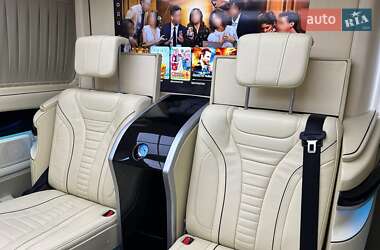 Минивэн Mercedes-Benz V-Class 2018 в 
