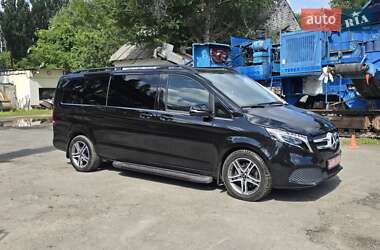 Минивэн Mercedes-Benz V-Class 2020 в Киеве