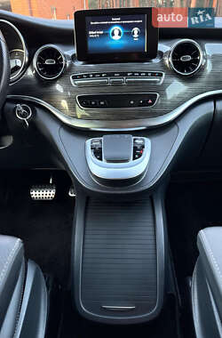 Минивэн Mercedes-Benz V-Class 2020 в 