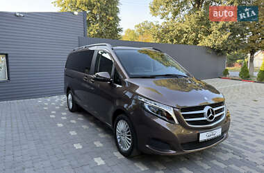 Минивэн Mercedes-Benz V-Class 2016 в 