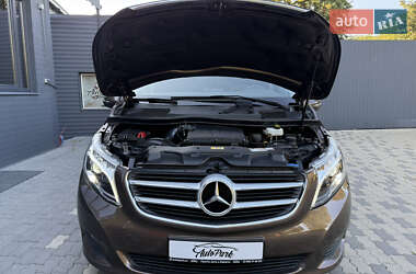 Минивэн Mercedes-Benz V-Class 2016 в 
