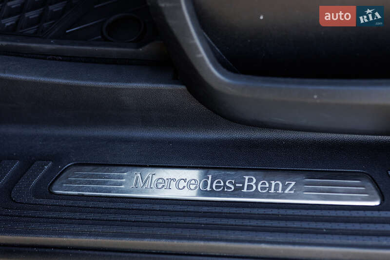 Минивэн Mercedes-Benz V-Class 2020 в Полтаве