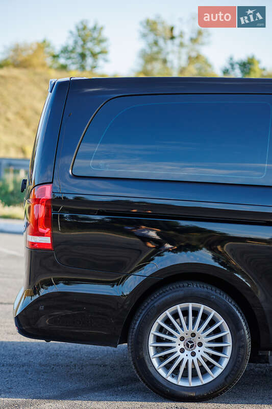 Минивэн Mercedes-Benz V-Class 2020 в Полтаве